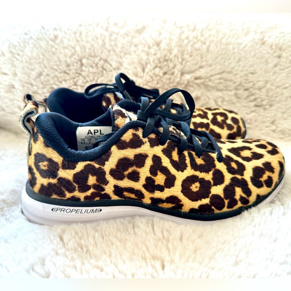 APL Athletics Leopard Calf-hair Sneakers Size: 5.5. Excellent condition - Picture 3 of 10
